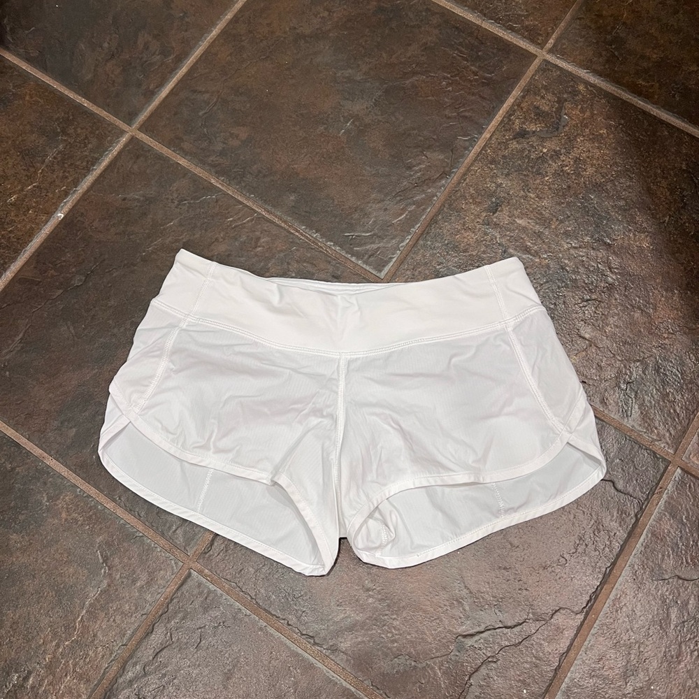Lululemon White Speed Up Short - Size 6